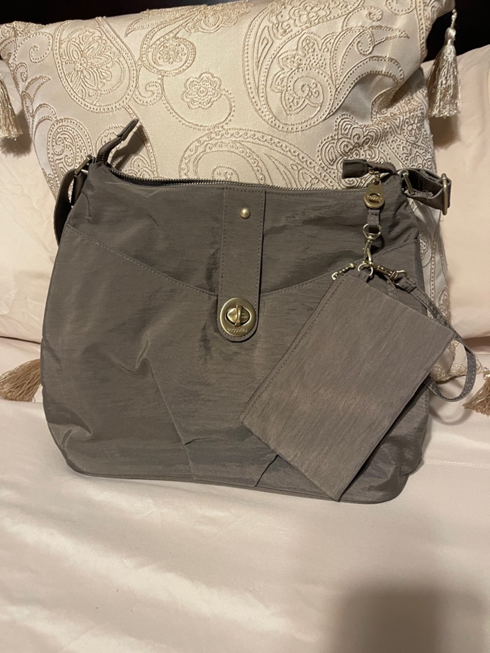 Baggallini Gray Shoulder Bag with Detachable Wristlet